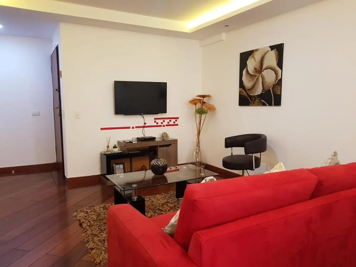 Bluezone Apartments Κίτο