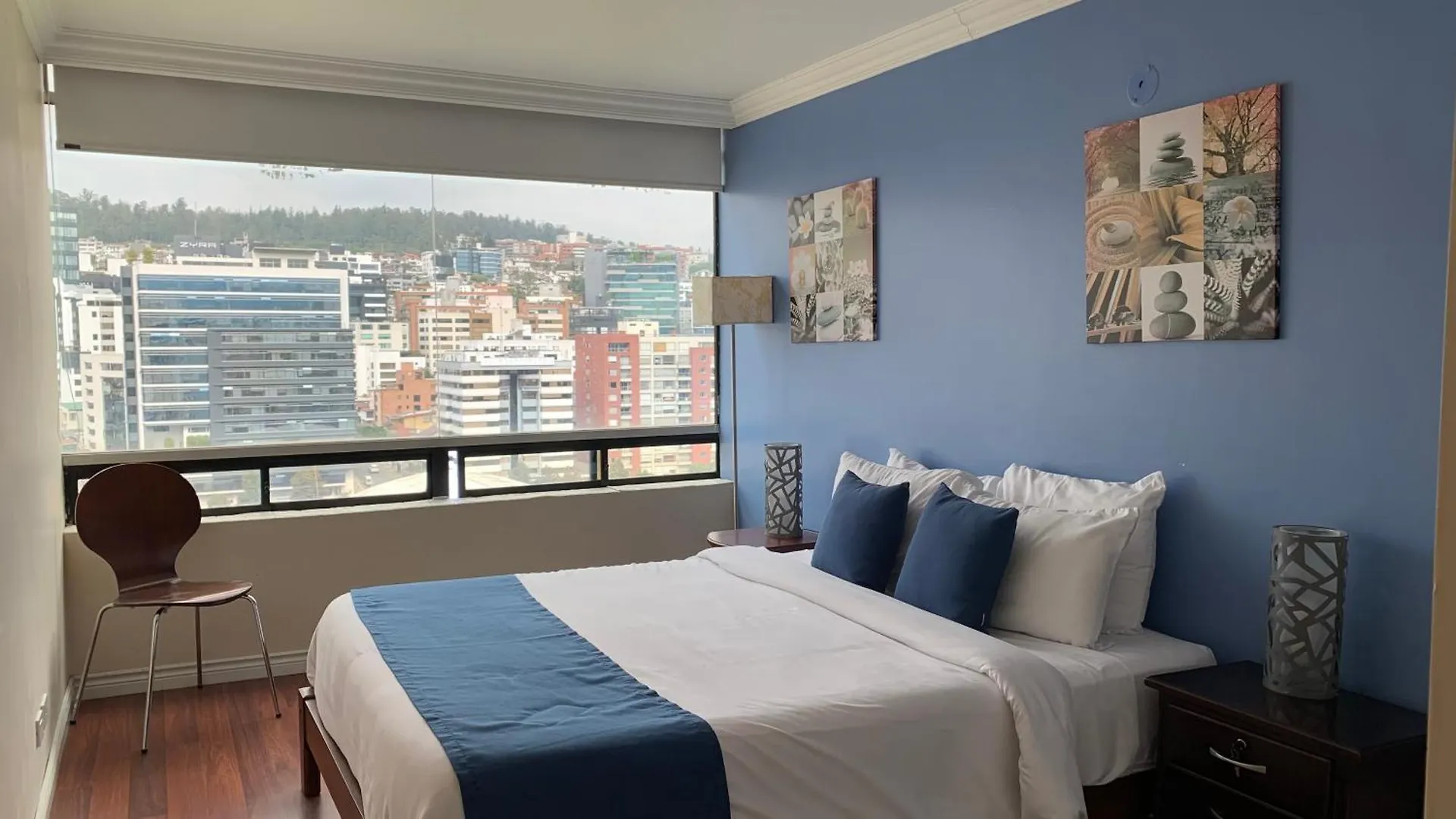 Bluezone Apartments Κίτο