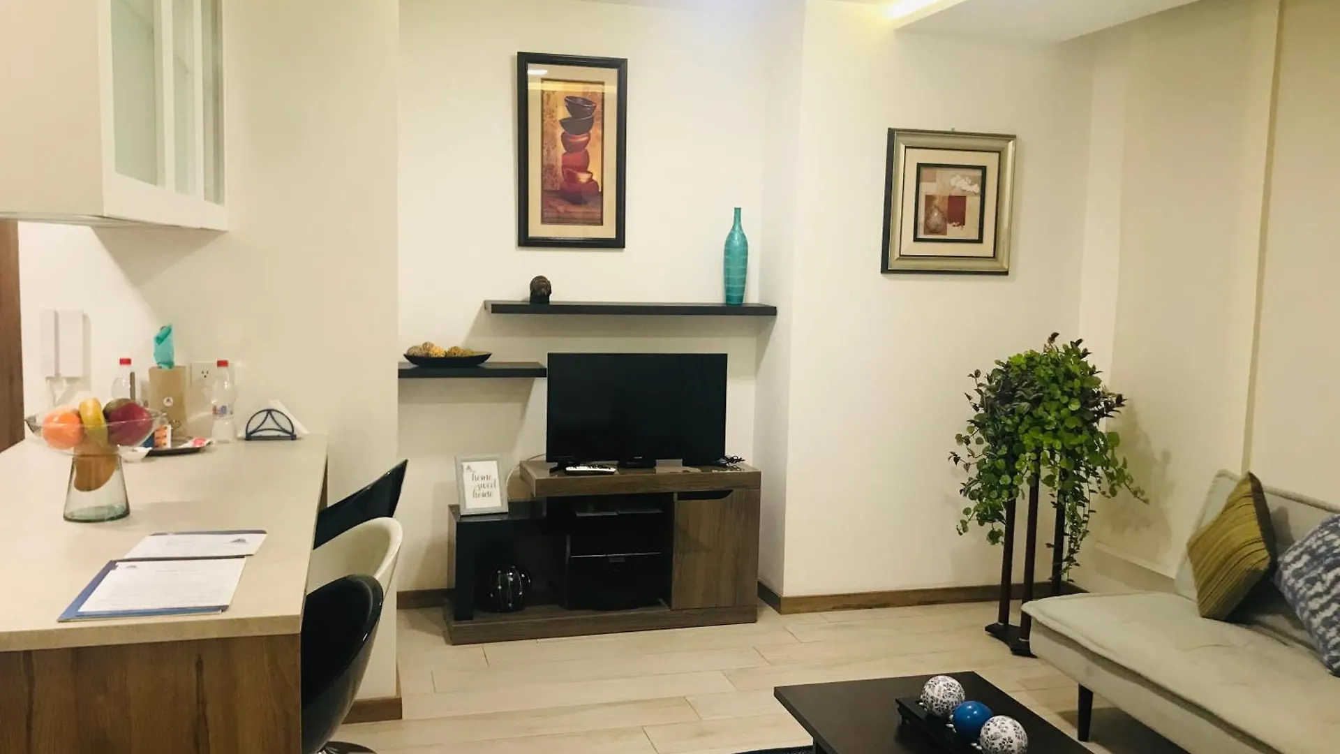 Bluezone Apartments Quito