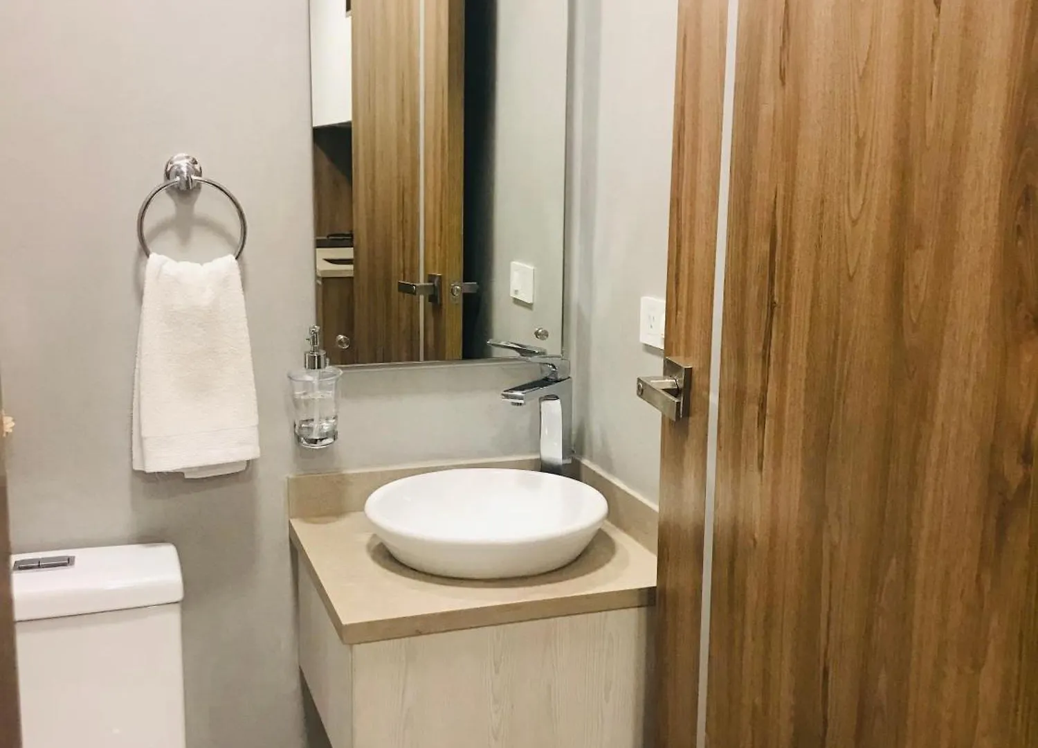 Bluezone Apartments Quito