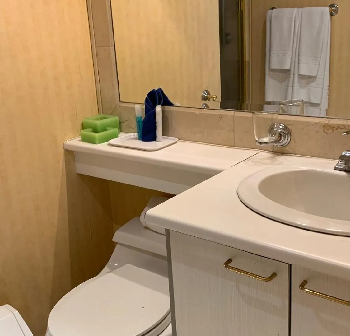 Bluezone Apartments Quito