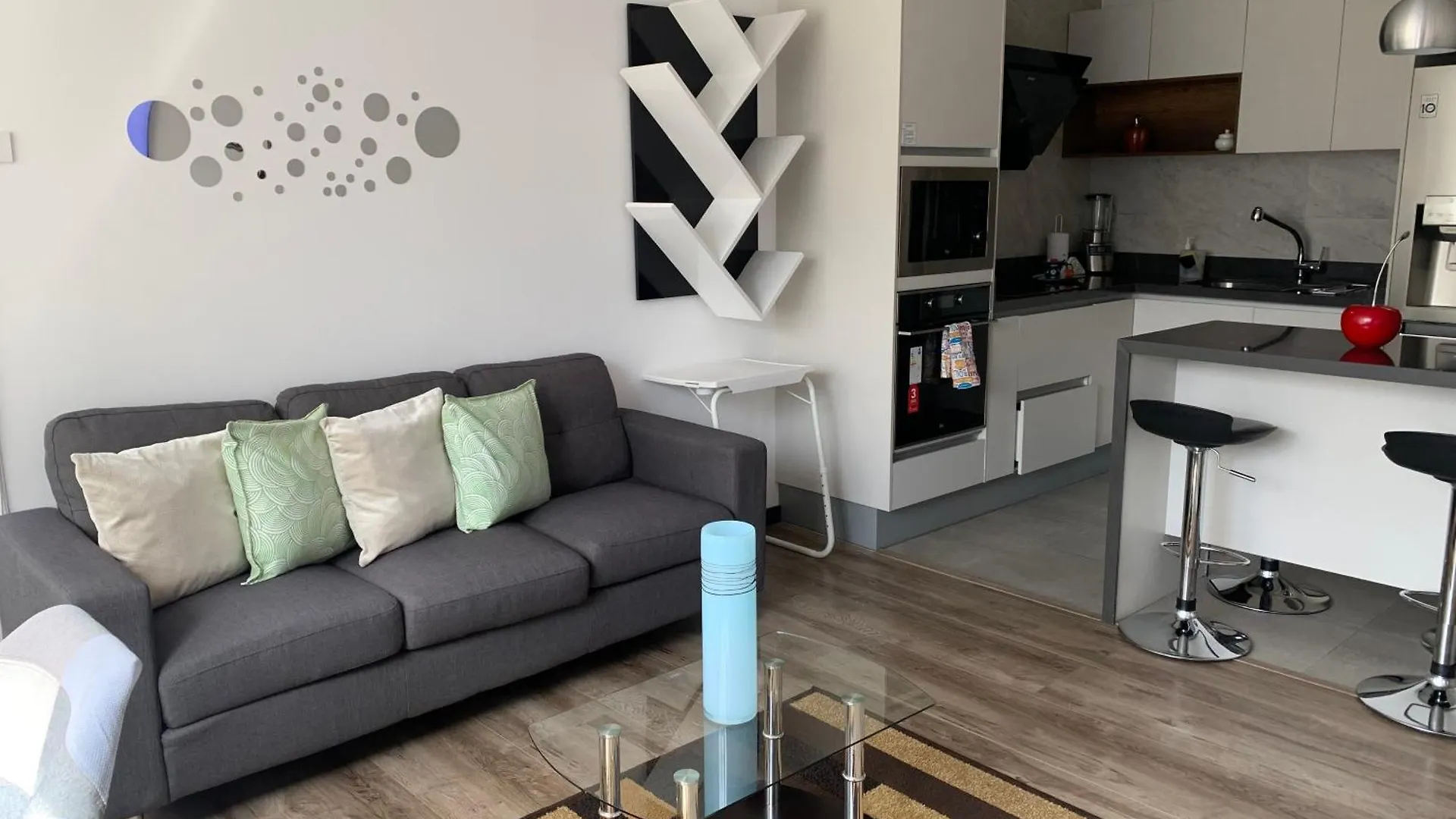 Bluezone Apartments Quito