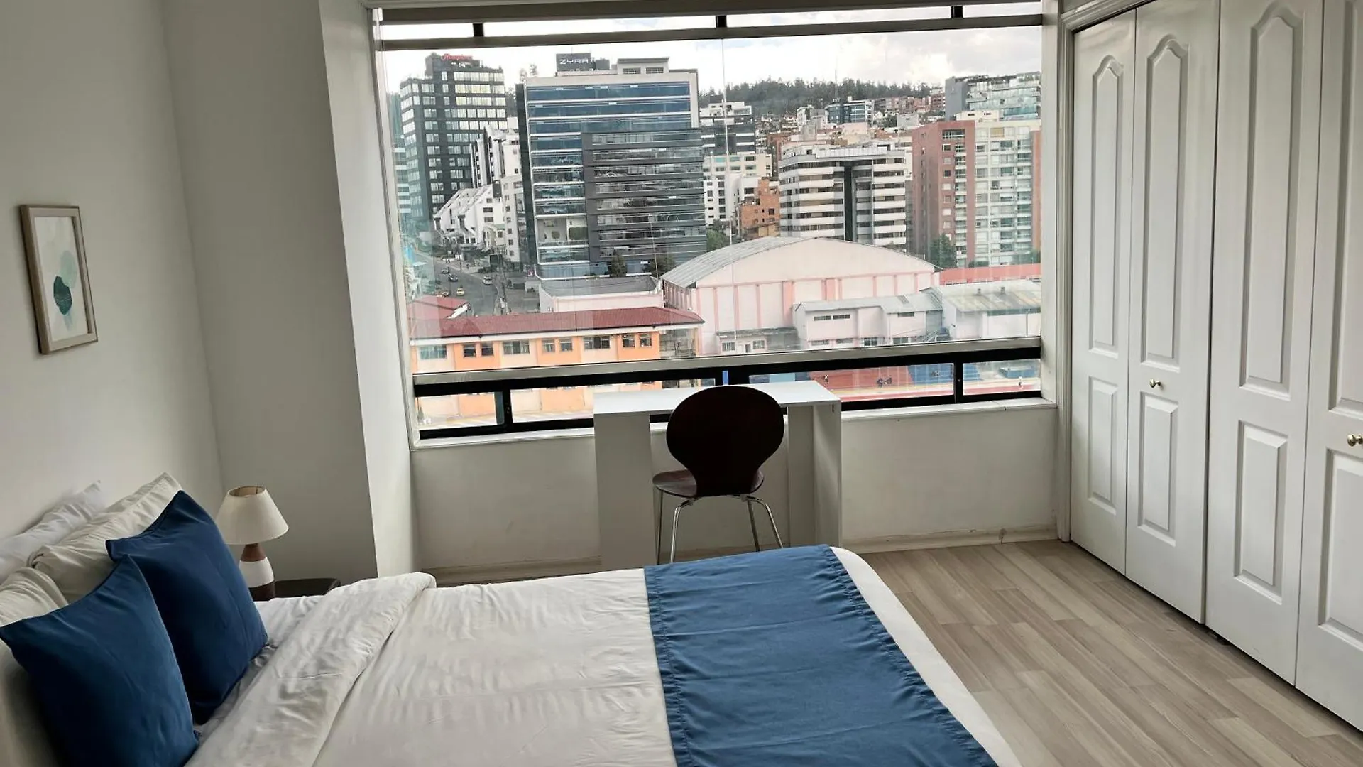 Bluezone Apartments Quito