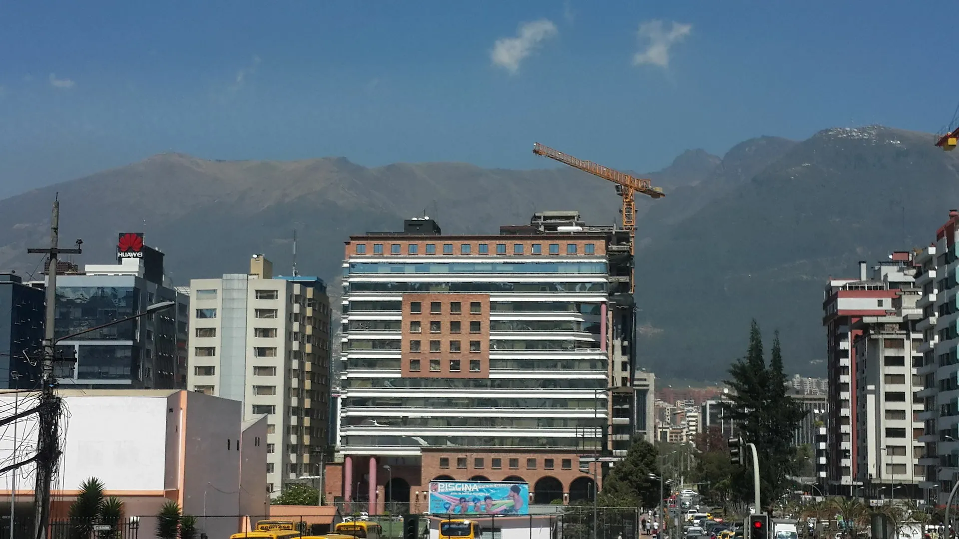 Bluezone Apartments Quito